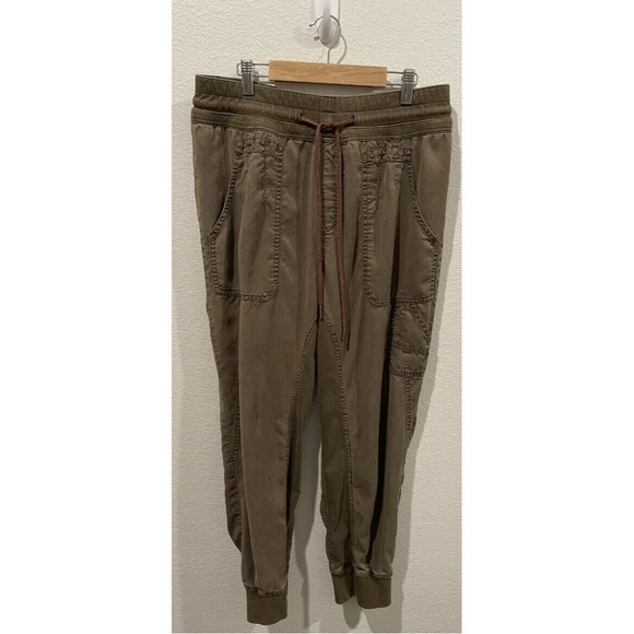 BY ANTHROPOLOGIE The Normad High Rise Jogger Size S - Picture 2 of 9